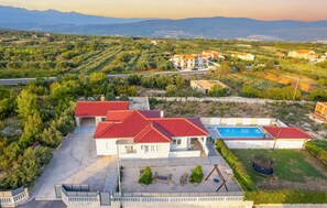 Exterior - Lovely home in Pridraga with private swimming pool, can be inside or outside (Pridraga)