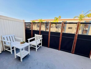 Terrace/patio - Resort-Style Condo in Gated Community near 6-8 Water Polo Academy, Disney, Beach (Fountain Valley)