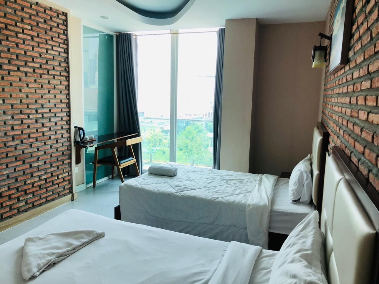 Kamar Twin Standar | Wi-Fi gratis dan seprai linen