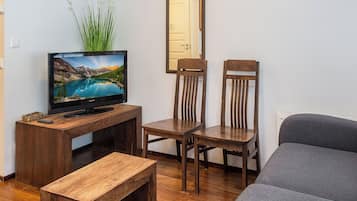 TV
