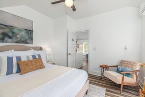 4 bedrooms, free WiFi