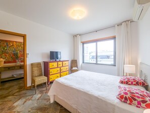 1 bedroom, iron/ironing board, Internet - Mar a Vista T1 by YHA (Cabanas de Tavira)