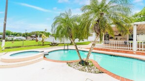 Pool - Unique Retro house with pool (Aguadilla)