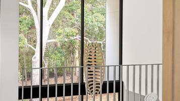 1 bedroom, iron/ironing board, Internet