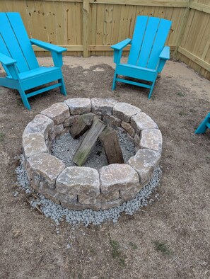 Property grounds - New Listing! Walk to Beach, Hot Tub & Games! (Kill Devil Hills)