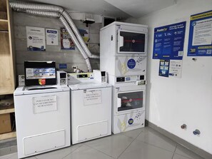 Interior - APT OSMA - BARRANCO  (Lima)