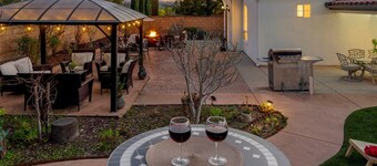 Paso del Sol |sleeps 8|KingBed|Games|Fire Table