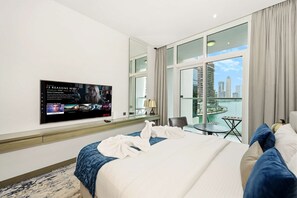 1 bedroom, iron/ironing board, WiFi, bed sheets - Luxury Studio I DAMAC Maison Downtown (Dubai)