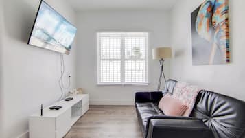 Huoneisto, 2 makuuhuonetta, tupakointi kielletty, keittiö | Oleskelualue