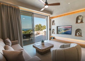 Living area - Villa Noctyra, Divine Sea Views, Private Pool, Terrace and Garden (Kos)