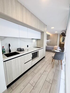 1 chambre, fer et planche Ă repasser, Wi-Fi, draps fournis