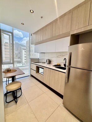 Private kitchen - Modern suite - Rooftop pool - Rep. of El Salvador (Quito)