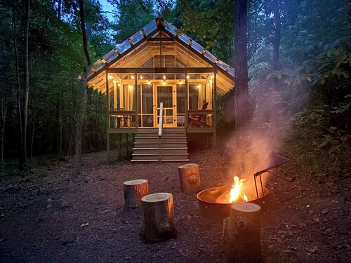 Glamping Screenhouse at Kerr Lake — "The Hideaway"