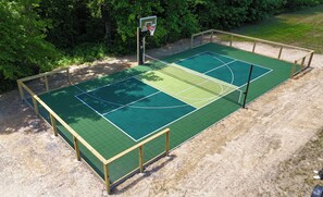 Sport court