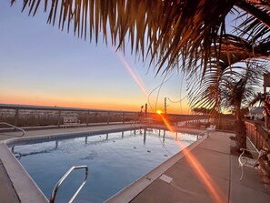 Pool - 3 bed 3 bath townhome in Dauphin Island ft. two pools and private beach (Dauphin Island)