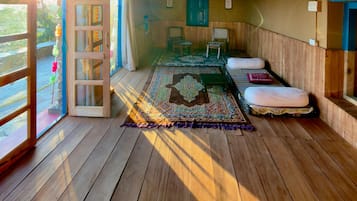 Traditional-Suite, Talblick