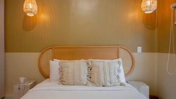 2 bedrooms, iron/ironing board, travel cot, WiFi