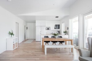 Unclassified image, 2 of 7, button - Nice house with relaxed athmosphere (Uusimaa)