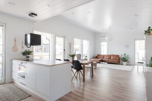 Unclassified image, 4 of 7, button - Nice house with relaxed athmosphere (Uusimaa)