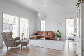 Unclassified image, 3 of 7, button - Nice house with relaxed athmosphere (Uusimaa)