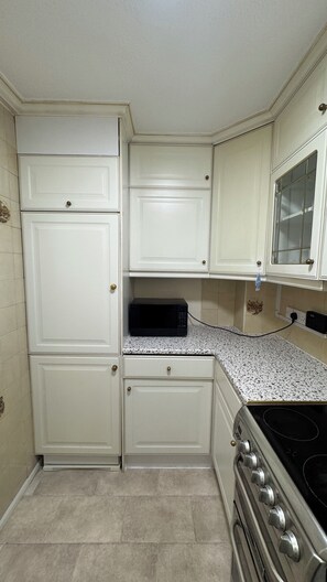 Private kitchen - Beautiful 3-Bedroom House in the Centre of Nottingham & Near NTU (Nottingham)