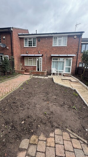 Terrace/patio - Beautiful 3-Bedroom House in the Centre of Nottingham & Near NTU (Nottingham)