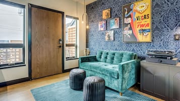 Deluxe Room | Interior