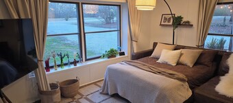 Peaceful Retreat w/ Hot Tub, Fire Pit, Dock & Pond