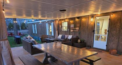 Peaceful Retreat w/ Hot Tub, Fire Pit, Dock & Pond