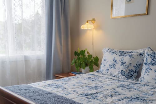 Double Room, Hill View