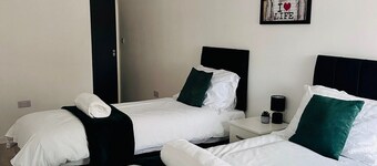 2-Bed Mexborough | Sleeps 6 | Contractors