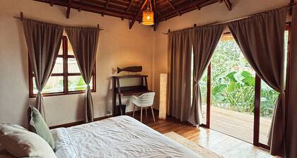 Baia beachfront boutique lodge