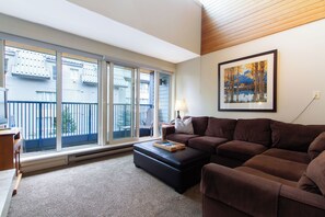 TV, fireplace - Whistler Village Stay | Spacious Comfort w/Full Kitchen & Fireplace | Ski Access (Whistler)