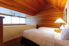 2 bedrooms, iron/ironing board, free WiFi, bed sheets - Ski-In Whistler Condo | Fireplace & Comfort | Walk to Gondola & Local Dining (Whistler)