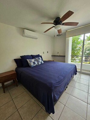 3 bedrooms, iron/ironing board, WiFi, bed sheets - Vacation home 5 minutes from the beach, ideal for a family. (Mezcales)