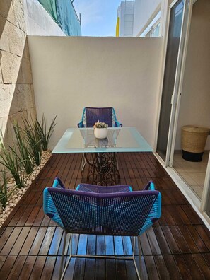 Outdoor dining - Vacation home 5 minutes from the beach, ideal for a family. (Mezcales)