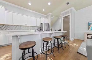 Fridge, microwave, oven, stovetop - Blu’s Away - Short Walk to the Beach! Just steps from the Pool! Rooftop Deck with beautiful views! Sleeps 12 (Santa Rosa Beach)