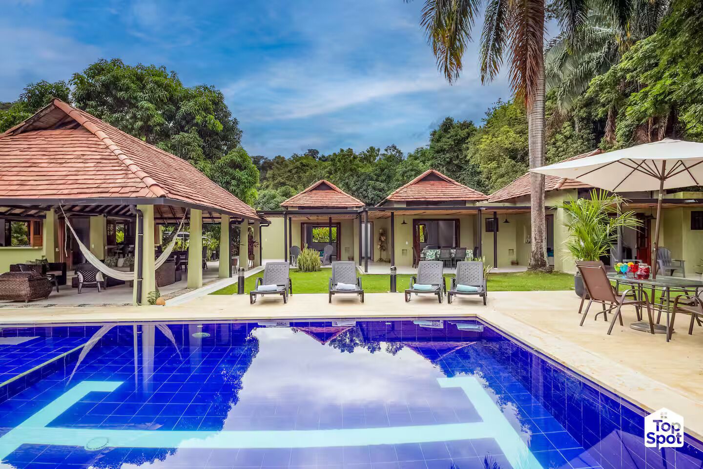 Piscina