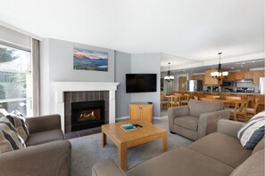 TV, fireplace - Ski-In Ski-Out | Near Blackcomb Gondola & Upper Village | Pool & Hot Tub (Squamish-Lillooet)