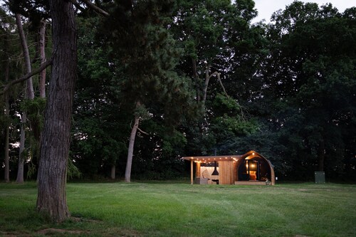 Luxury Rural Cabin with Wood Fired Hot Tub