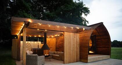 Luxury Rural Cabin with Wood Fired Hot Tub