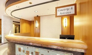 Lobby - Large Space for the Whole Crew, Ski-in/out at Woodrun, Heated Pool & Hot Tub (Squamish-Lillooet)