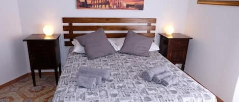 1 bedroom, WiFi, bed sheets