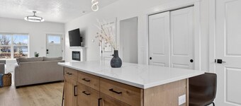 Nampa`s New Nest - The Nova 716
