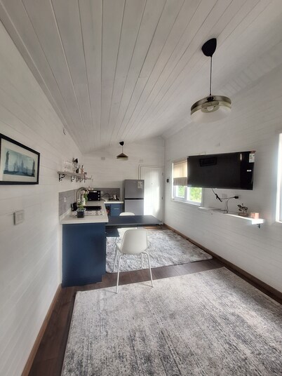 Fabulous 1-bedroom apartment with a private garden in welcoming Valdivia
