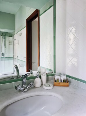 Bathroom - Serendipity Apartments Brera (Milan)