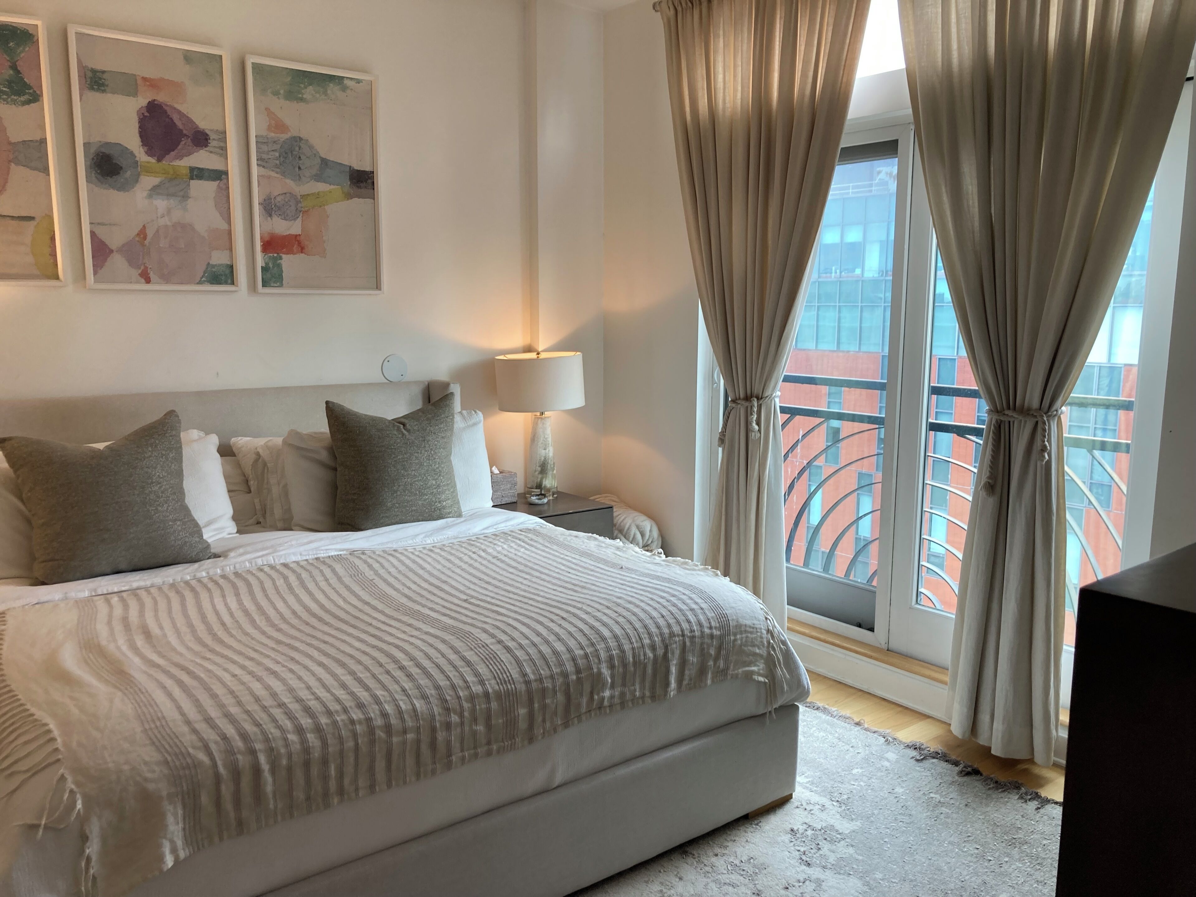 Twin Room, Lake View