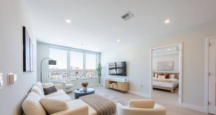 Luxe 2BR Retreat 5-Min PATH to NYC With Rooftop+Gym