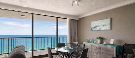 Apartment, 2 Bedrooms, Balcony, Beach View | Interior