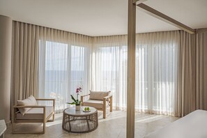 House, 4 Bedrooms | Premium bedding, down duvets, Tempur-Pedic beds, in-room safe - Casa Nautilus (Cabo San Lucas)